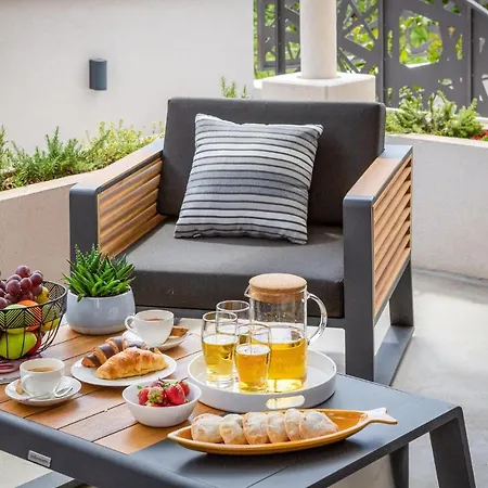 8 Bedroom Gorgeous Home In Zadar Zara